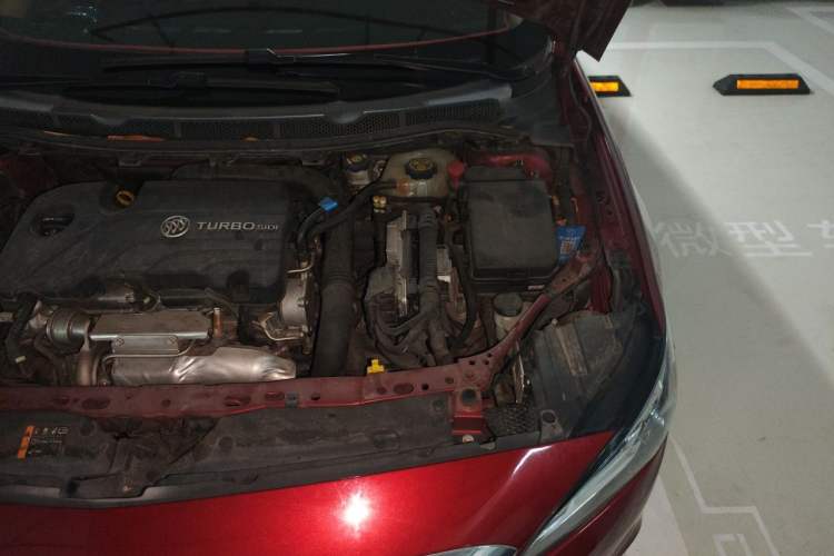 Used Buick Verano 2017 Sedan 20T Dual-Clutch Leading Model Engine Bay Left