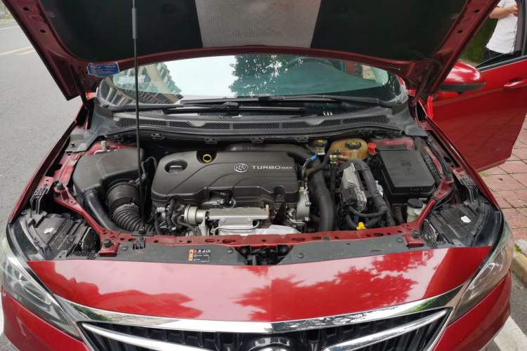 Used Buick Verano 2017 Sedan 20T Dual-Clutch Leading Model Engine Bay