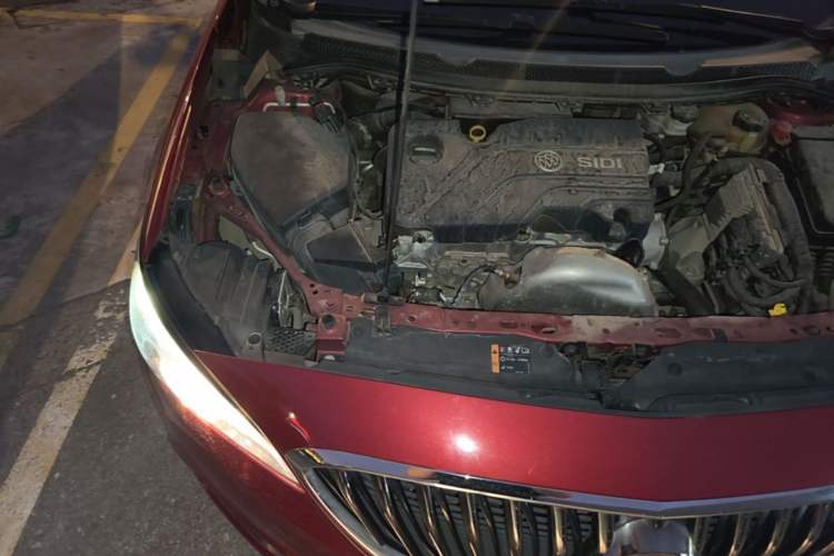 Used Buick Verano 2017 Sedan 15S Automatic Leading Model Engine Bay Right