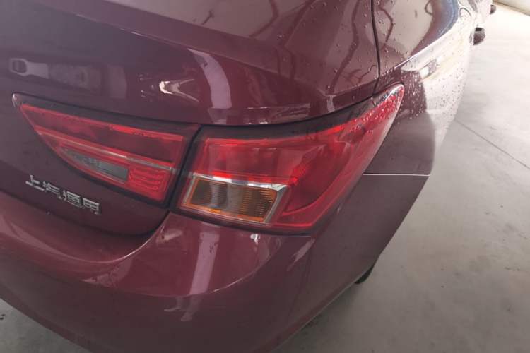 Used Buick Verano 2017 Sedan 15S Automatic Leading Model Exterior 3