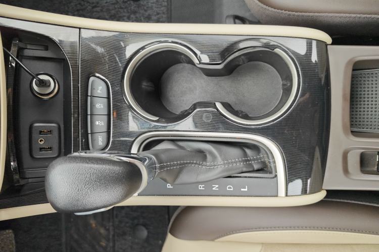 Used Buick Verano 2017 Sedan 15S Automatic Leading Model Gear Lever