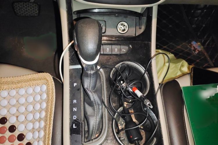Used Buick Verano 2017 Sedan 15S Automatic Leading Model Gear Lever
