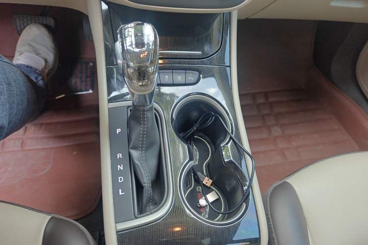 Used Buick Verano 2017 Sedan 15S Automatic Leading Model Gear Lever
