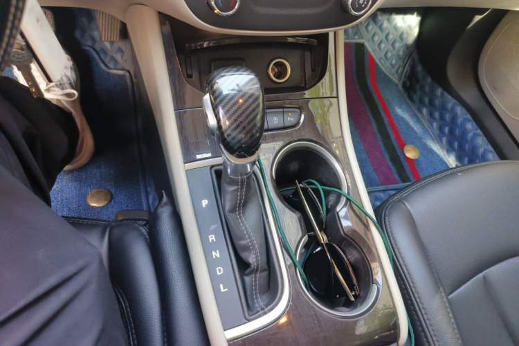 Used Buick Verano 2017 Sedan 15S Automatic Entry Model Gear Lever