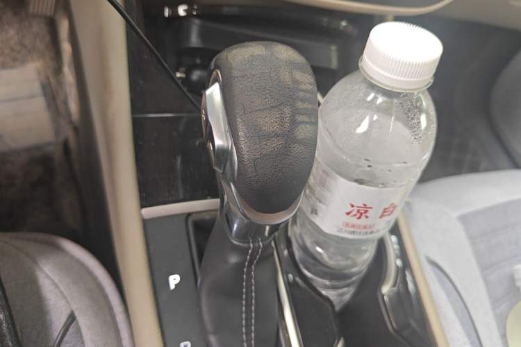 Used Buick Verano 2017 Sedan 15S Automatic Entry Model Gear Lever