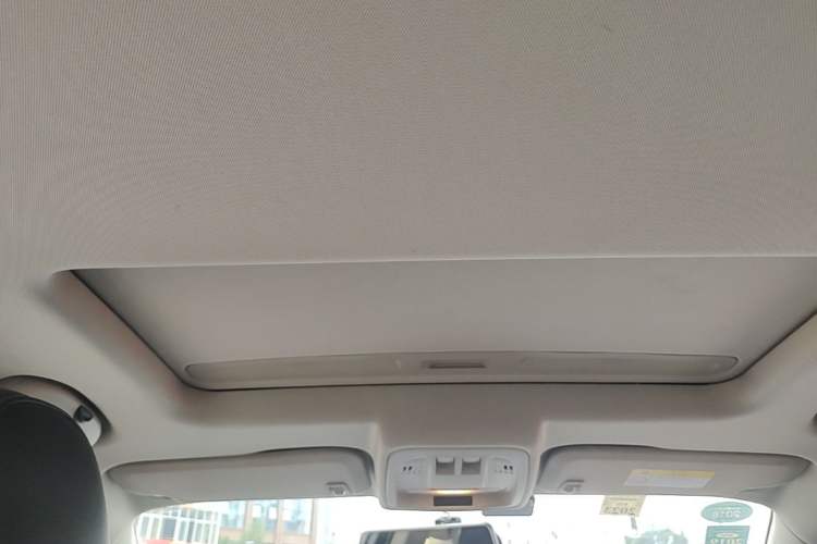 Used Buick Verano 2017 Sedan 20T Dual-Clutch Leading Model Headliner