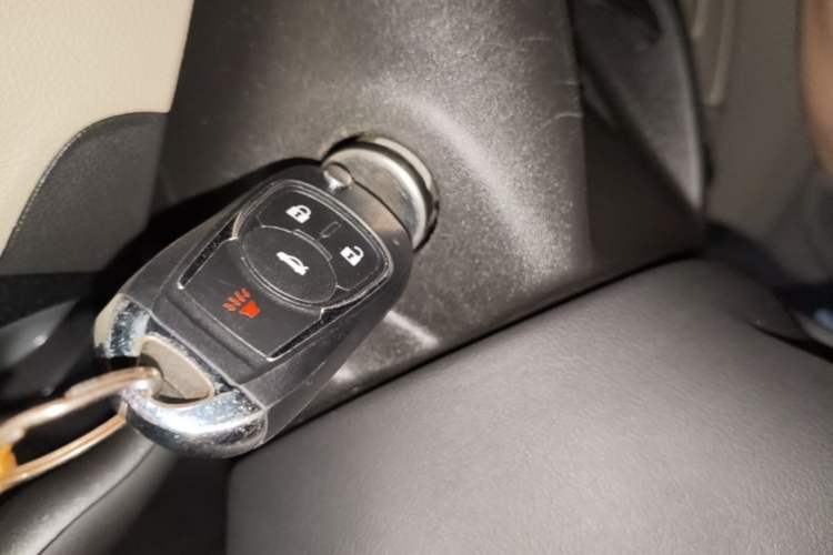 Used Buick Verano 2017 Sedan 15S Automatic Leading Model Interior 1
