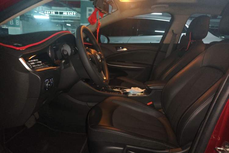 Used Buick Verano 2017 Sedan 20T Dual-Clutch Leading Model Left Front Seat