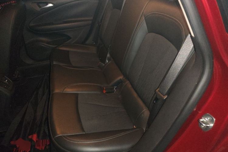 Used Buick Verano 2017 Sedan 20T Dual-Clutch Leading Model Left Rear Seat