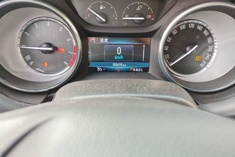 Used Buick Verano 2017 Sedan 15S Automatic Leading Model Odometer Close Up