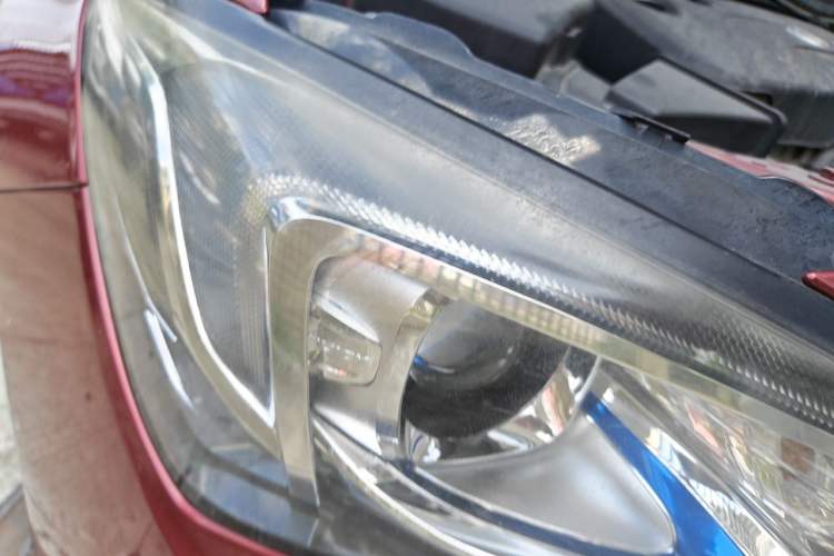 Used Buick Verano 2017 Sedan 15S Automatic Leading Model Right Front Headlight