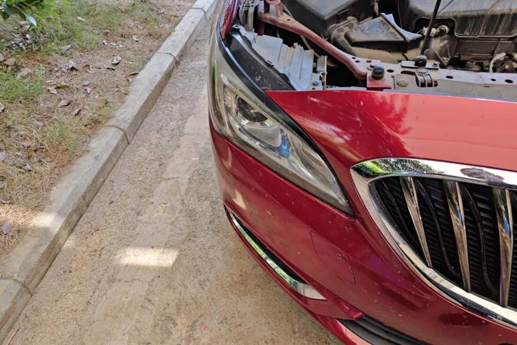 Used Buick Verano 2017 Sedan 15S Automatic Leading Model Right Front Headlight