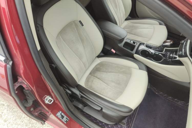 Used Buick Verano 2017 Sedan 15S Automatic Leading Model Right Front Seat