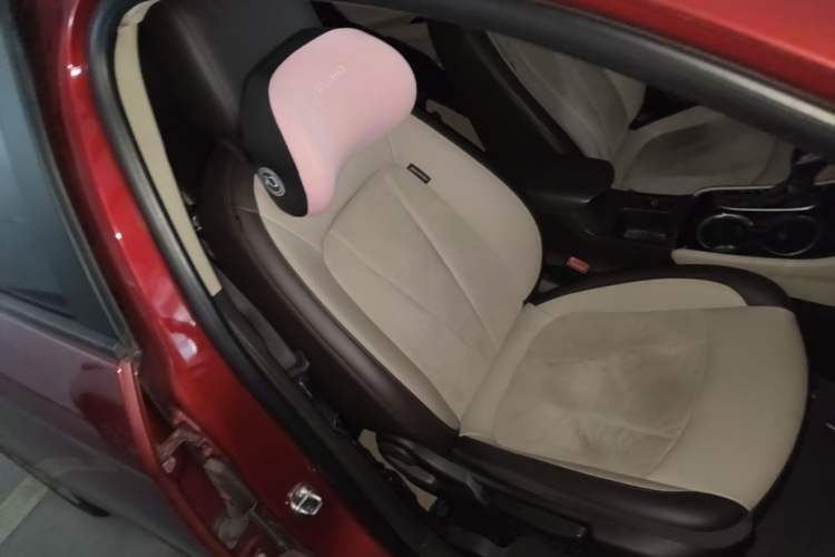 Used Buick Verano 2017 Sedan 15S Automatic Leading Model Right Front Seat