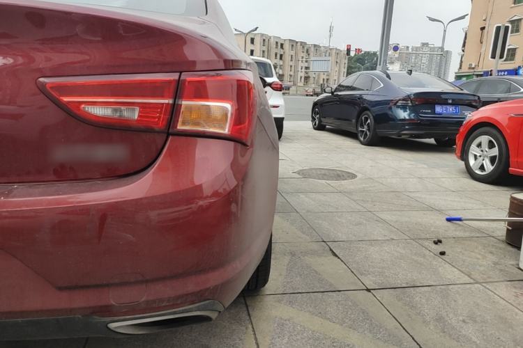 Used Buick Verano 2017 Sedan 20T Dual-Clutch Leading Model Right Rear Taillight