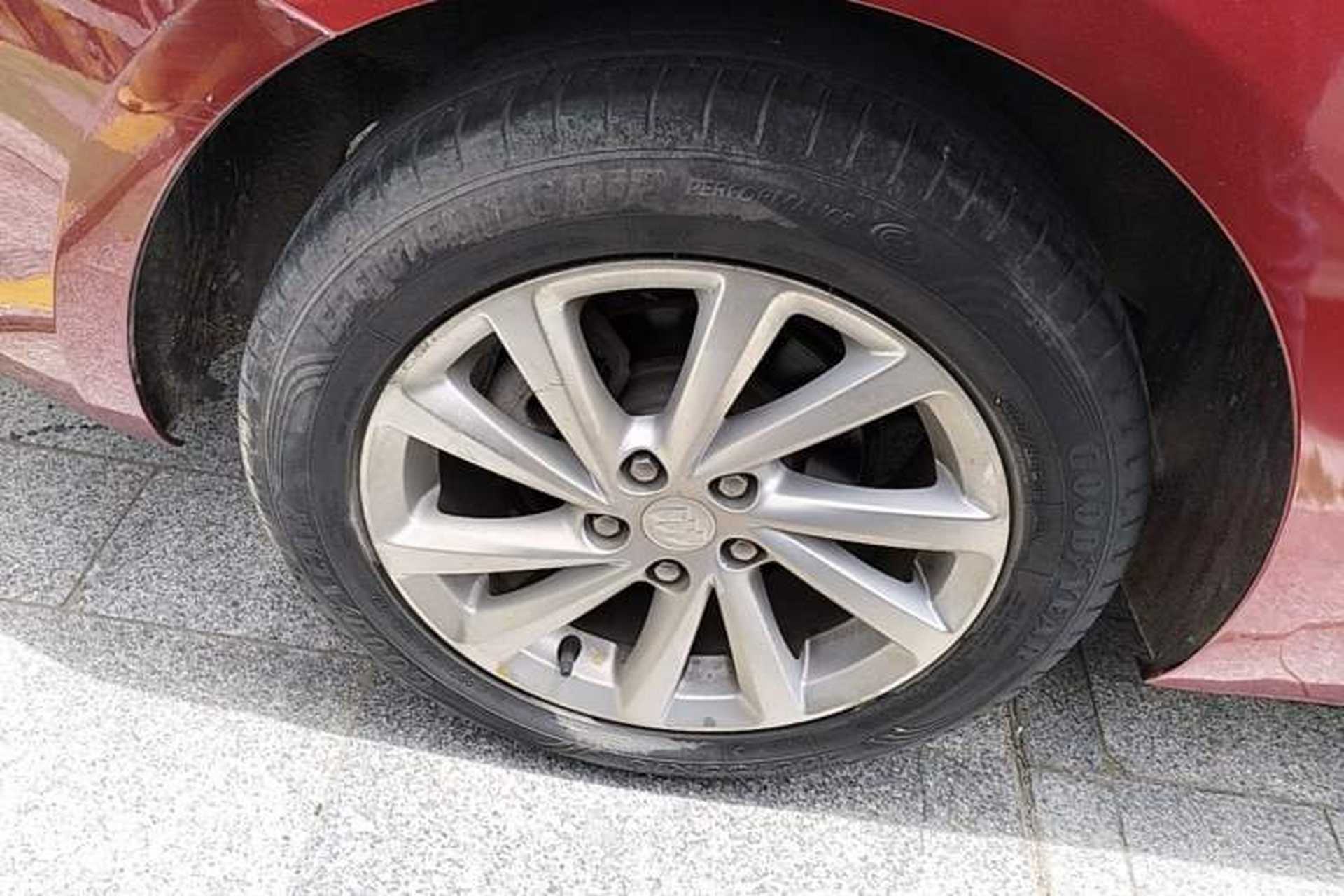 Used Buick Verano 2017 Sedan 15S Automatic Leading Model Right Rear Wheel Hub