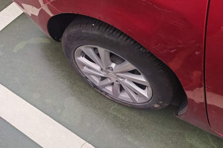 Used Buick Verano 2017 Sedan 15S Automatic Leading Model Right Rear Wheel Hub