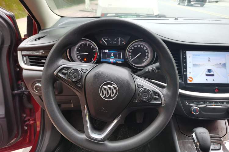 Used Buick Verano 2017 Sedan 20T Dual-Clutch Leading Model Steering Wheel