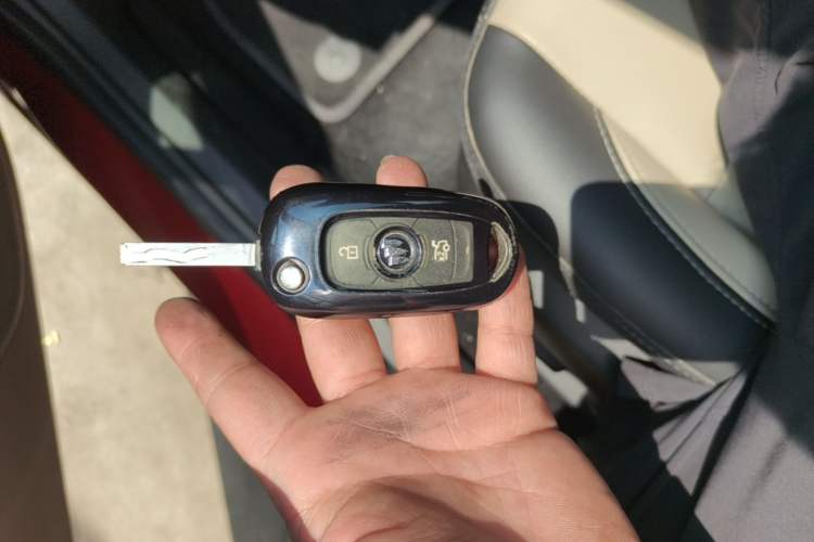 Used Buick Verano 2017 Sedan 15S Automatic Leading Model Vehicle Key