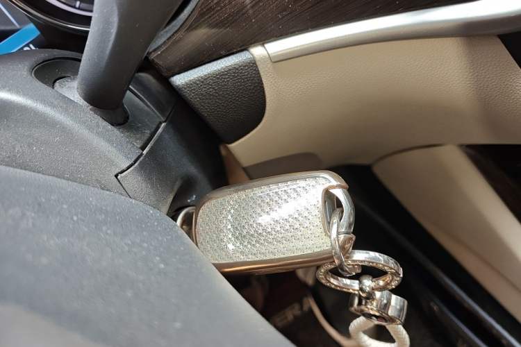 Used Buick Verano 2017 Sedan 15S Automatic Leading Model Vehicle Key