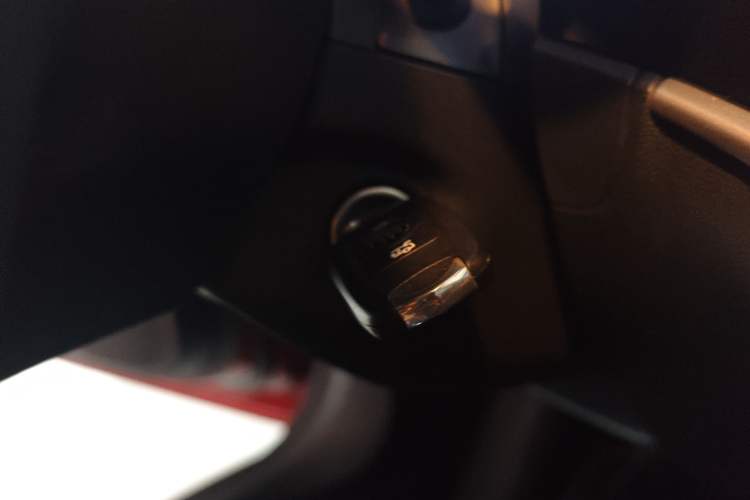 Used Buick Verano 2017 Sedan 20T Dual-Clutch Leading Model Vehicle Key