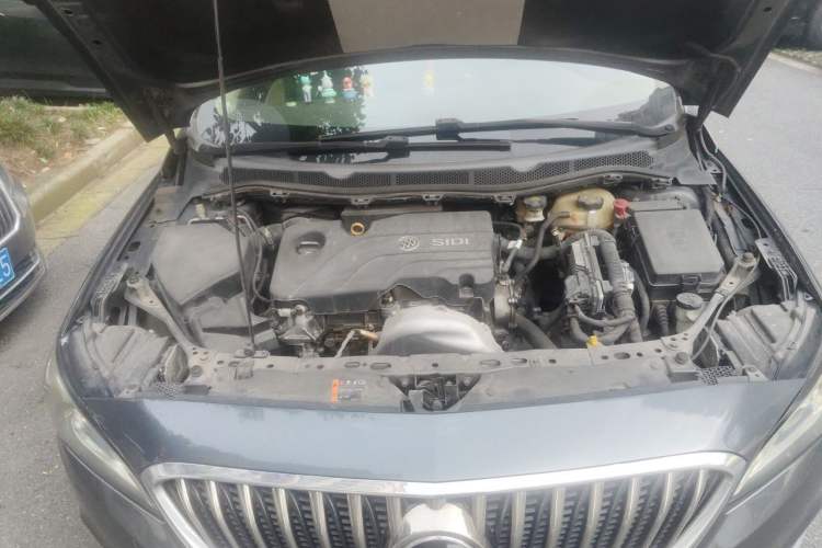 Used Buick Verano 2017 Sedan 15S Automatic Leading Model Engine Bay