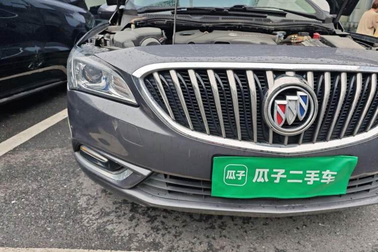 Used Buick Verano 2017 Sedan 20T Dual-Clutch Elite Model Right Front Headlight