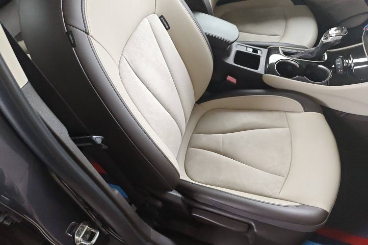 Used Buick Verano 2017 Sedan 15S Automatic Leading Model Right Front Seat