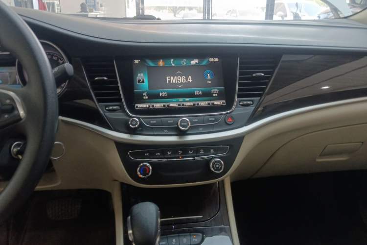 Used Buick Verano 2017 Sedan 15S Automatic Leading Model Audio And AC Panel