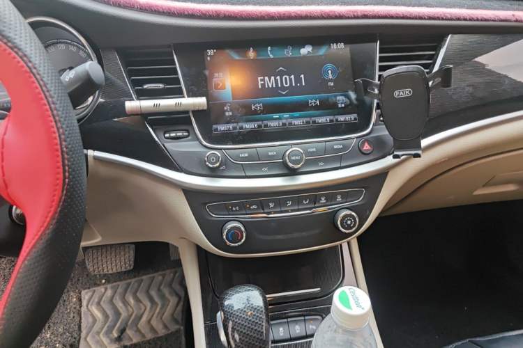 Used Buick Verano 2017 Sedan 15S Automatic Leading Model Audio And AC Panel