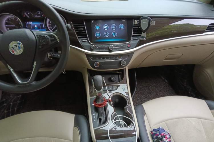 Used Buick Verano 2017 Sedan 15S Automatic Leading Model Audio And AC Panel