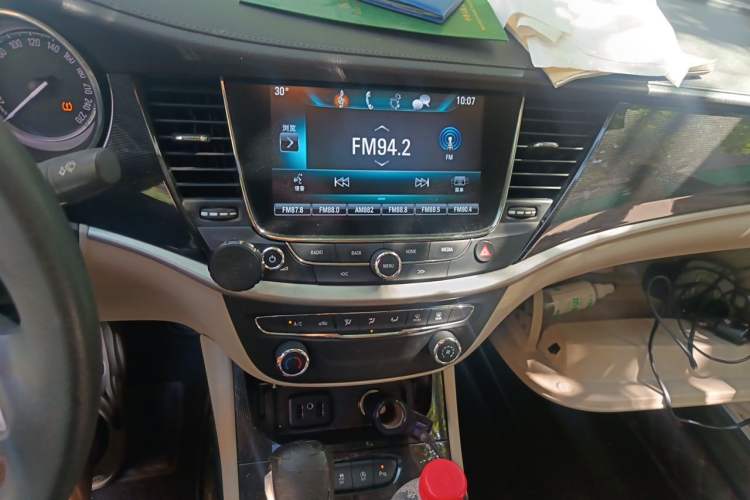Used Buick Verano 2017 Sedan 15S Automatic Leading Model Audio And AC Panel