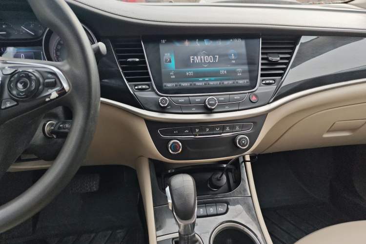 Used Buick Verano 2017 Sedan 15S Automatic Leading Model Audio And AC Panel