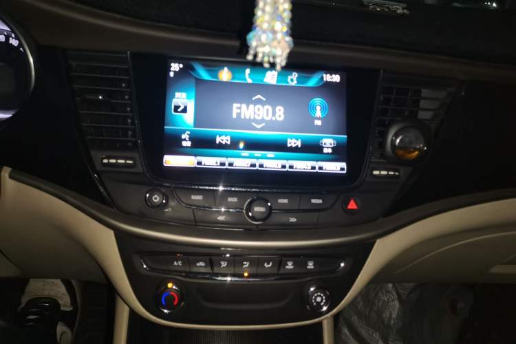 Used Buick Verano 2017 Sedan 15S Automatic Leading Model Audio And AC Panel