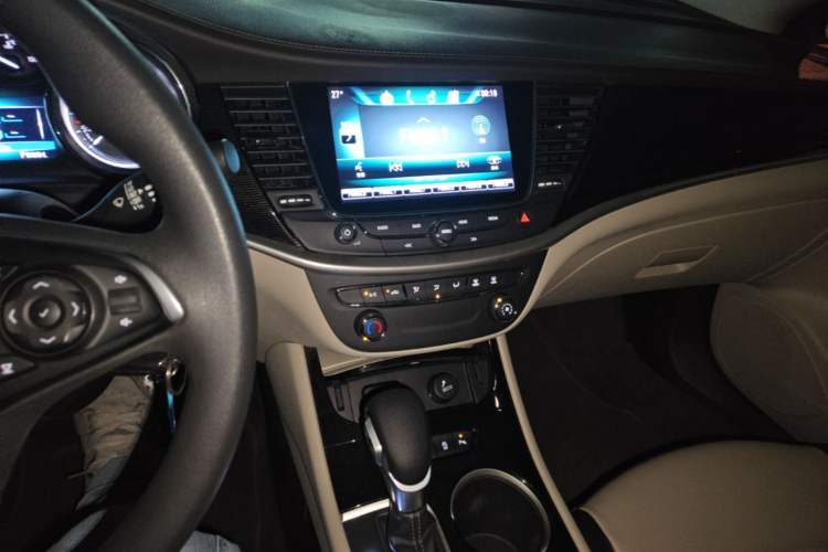 Used Buick Verano 2017 Sedan 15S Automatic Leading Model Audio And AC Panel