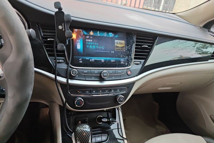 Used Buick Verano 2017 Sedan 15S Automatic Leading Model Audio And AC Panel