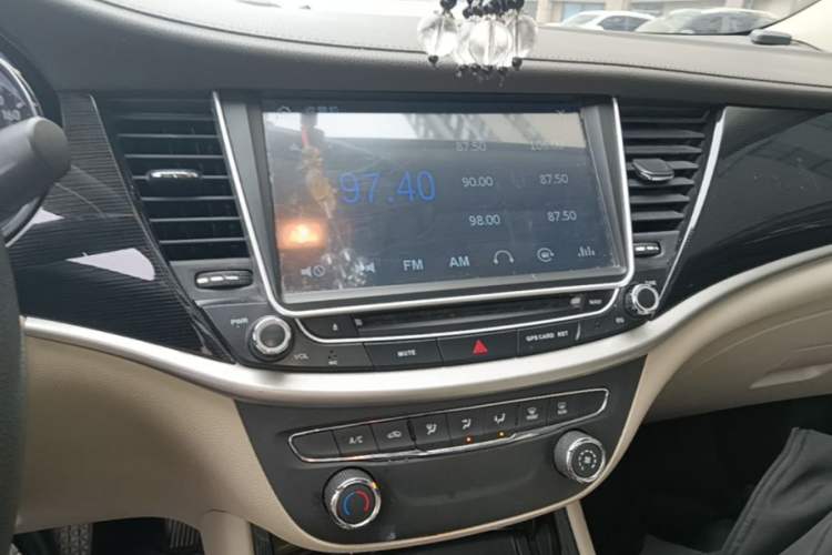 Used Buick Verano 2017 Sedan 15S Automatic Entry Model Audio And AC Panel