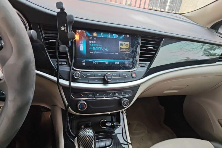 Used Buick Verano 2017 Sedan 15S Automatic Leading Model Audio And AC Panel