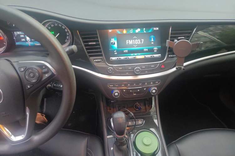 Used Buick Verano 2017 Sedan 20T Dual-Clutch Elite Model Audio And AC Panel
