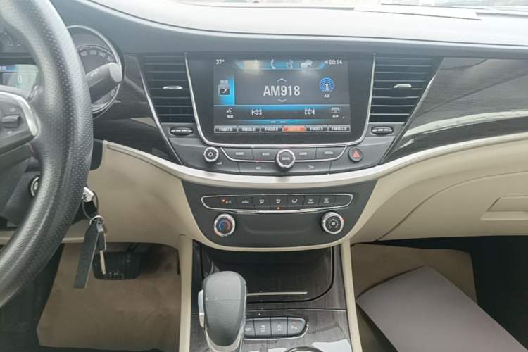 Used Buick Verano 2017 Sedan 15S Automatic Leading Model Audio And AC Panel