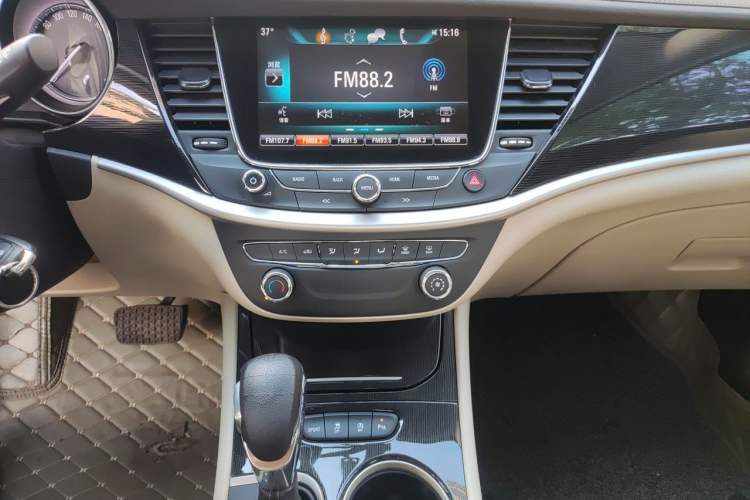 Used Buick Verano 2017 Sedan 15S Automatic Leading Model Audio And AC Panel