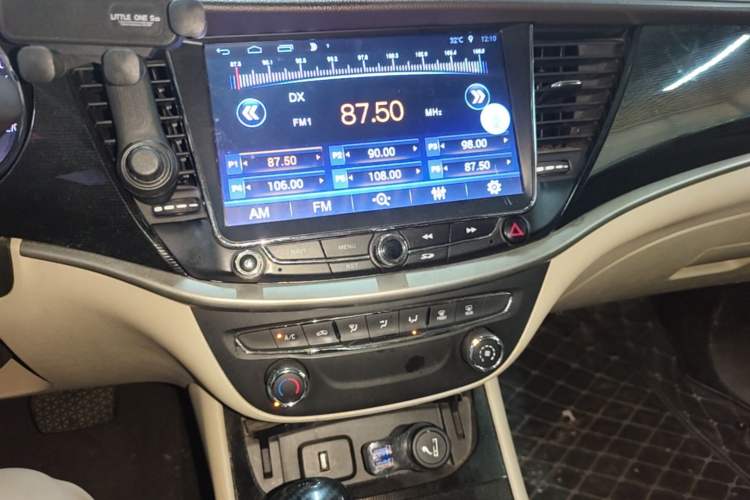 Used Buick Verano 2017 Sedan 15S Automatic Entry Model Audio And AC Panel