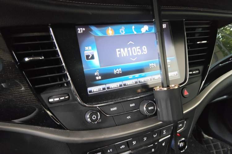 Used Buick Verano 2017 Sedan 20T Dual-Clutch Elite Model Audio And AC Panel