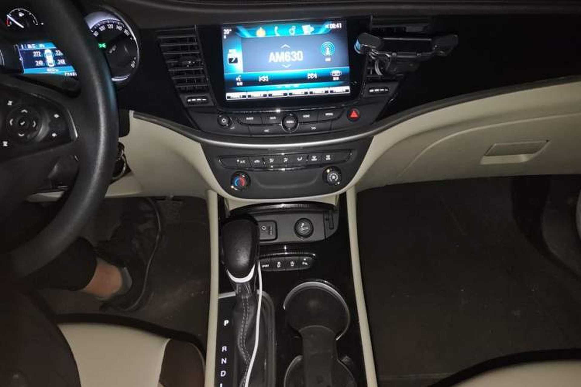 Used Buick Verano 2017 Sedan 15S Automatic Leading Model Audio And AC Panel