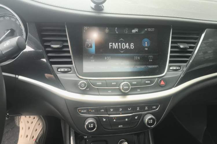 Used Buick Verano 2017 Sedan 20T Dual-Clutch Elite Model Audio And AC Panel