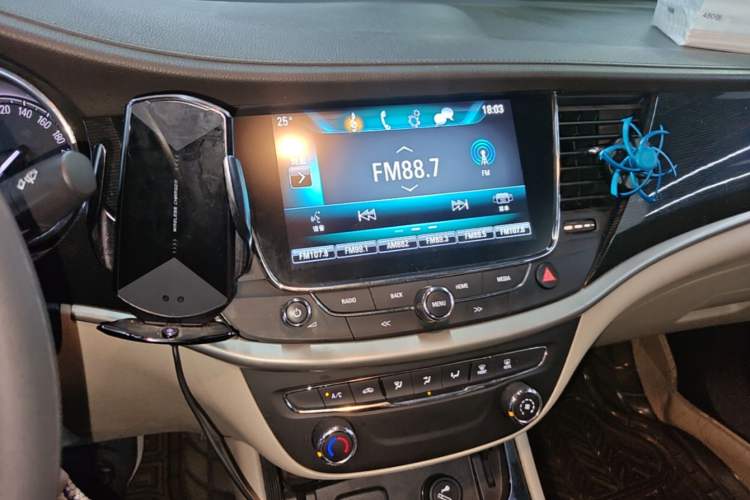 Used Buick Verano 2017 Sedan 15S Automatic Leading Model Audio And AC Panel