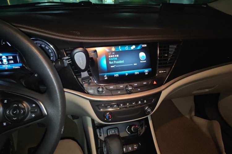 Used Buick Verano 2017 Sedan 15S Automatic Leading Model Audio And AC Panel