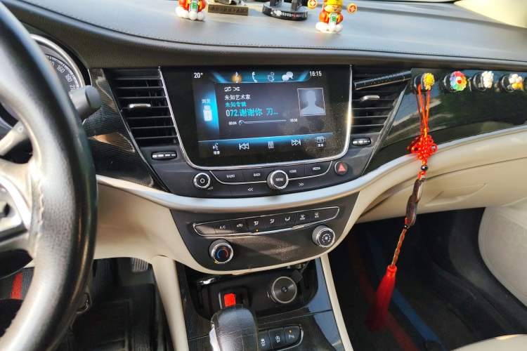 Used Buick Verano 2017 Sedan 15S Automatic Leading Model Audio And AC Panel