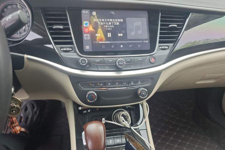 Used Buick Verano 2017 Sedan 15S Automatic Leading Model Audio And AC Panel