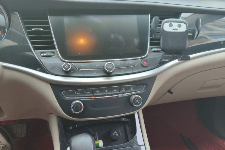 Used Buick Verano 2017 Sedan 15S Automatic Leading Model Audio And AC Panel